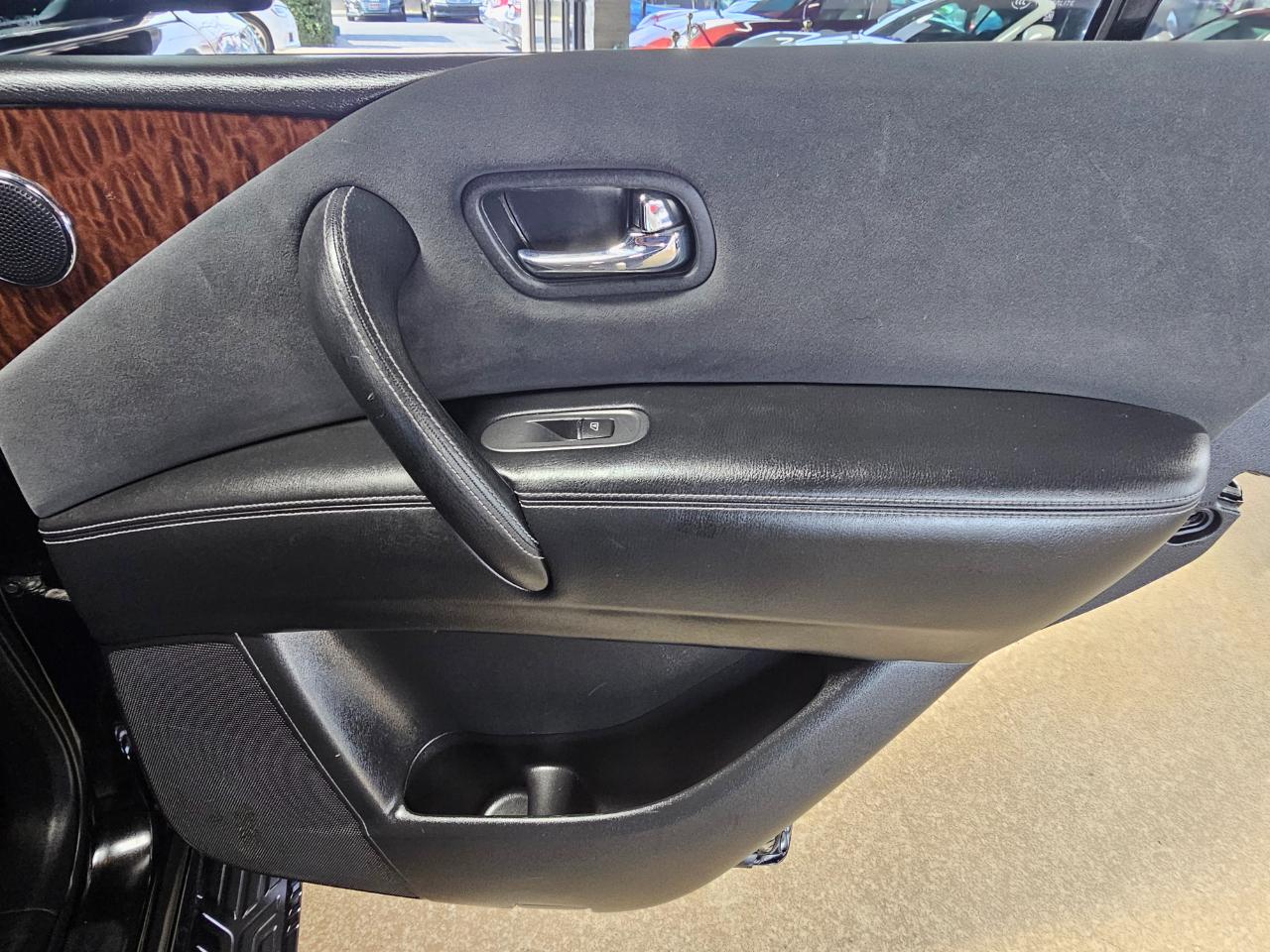 Nissan Armada 4x4 SV 2019