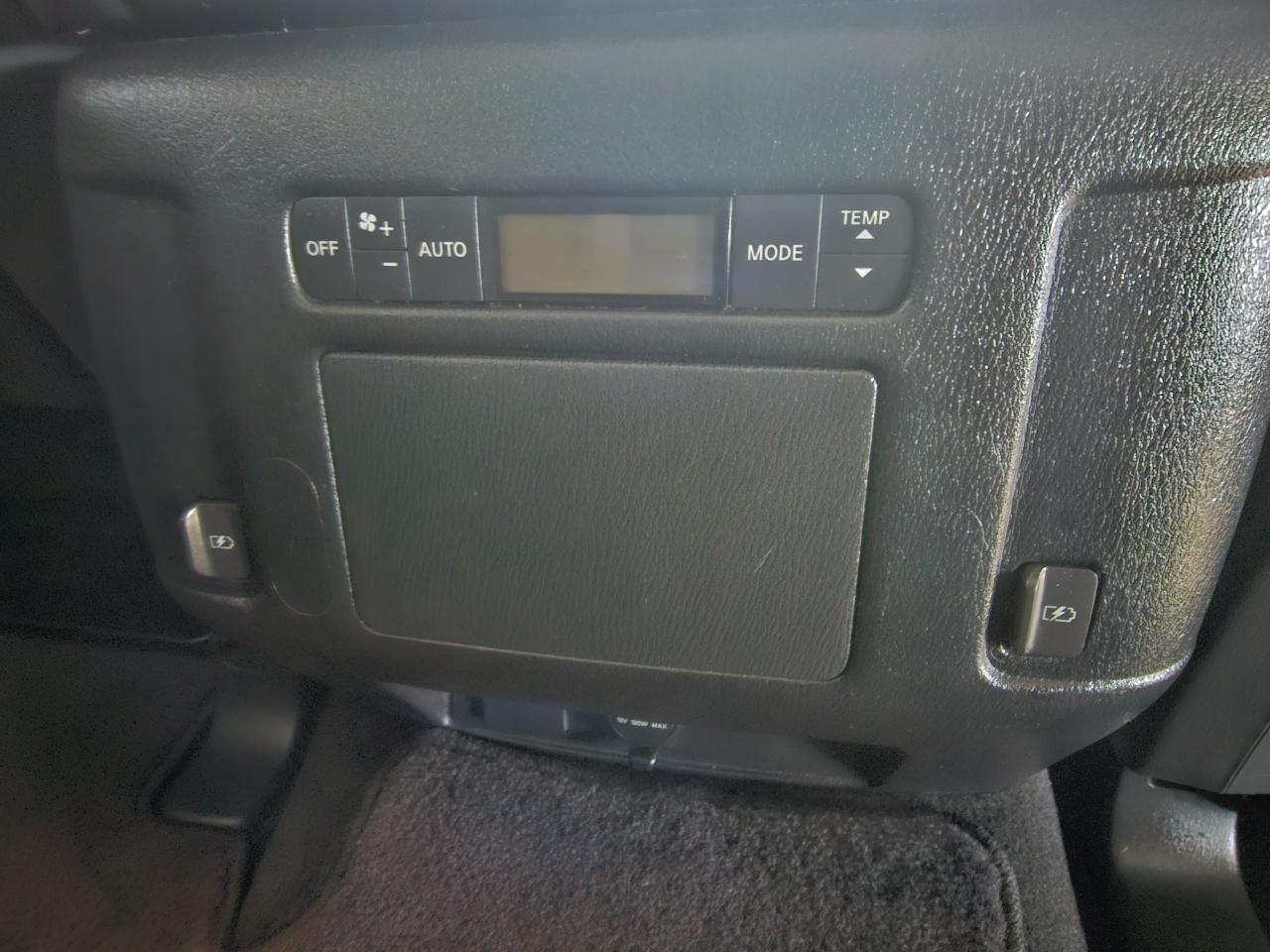 Nissan Armada 4x4 SV 2019