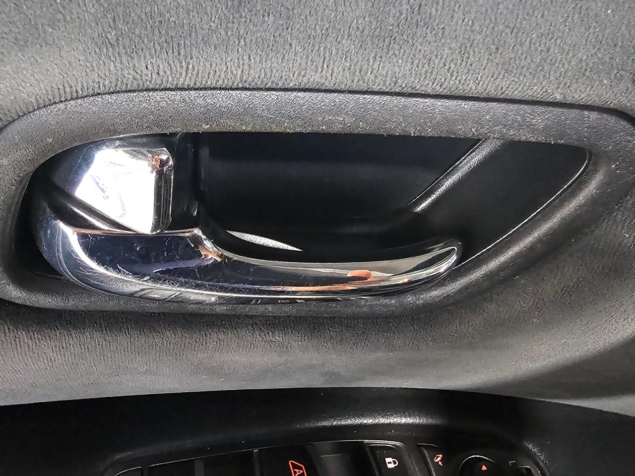 Nissan Armada 4x4 SV 2019