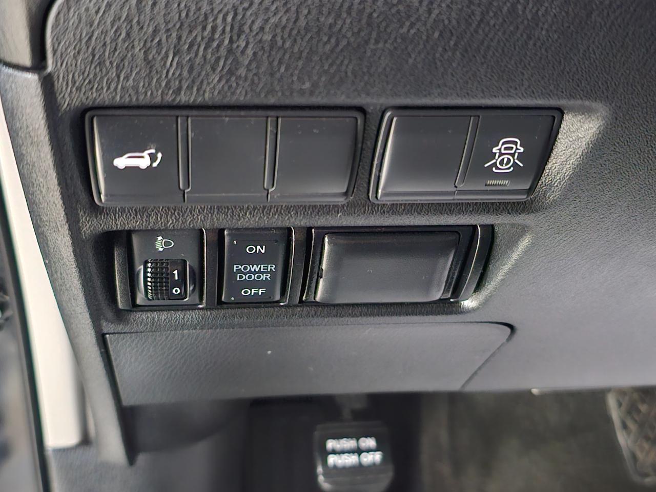 Nissan Armada 4x4 SV 2019