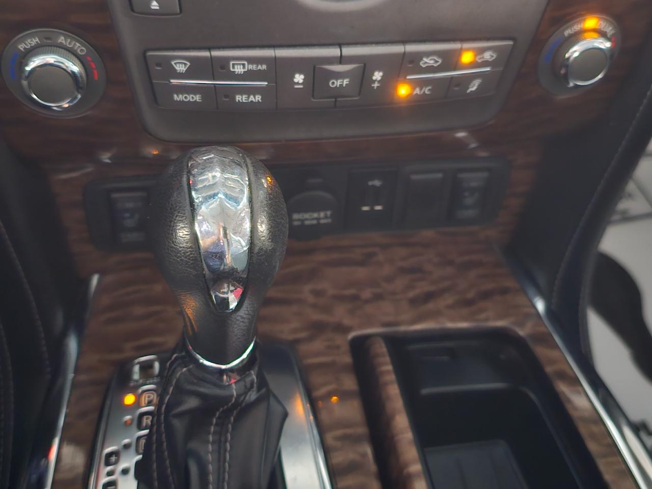 Nissan Armada 4x4 SV 2019