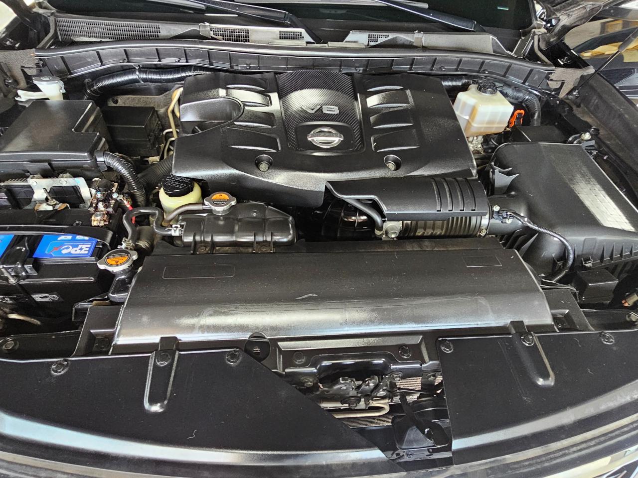 Nissan Armada 4x4 SV 2019