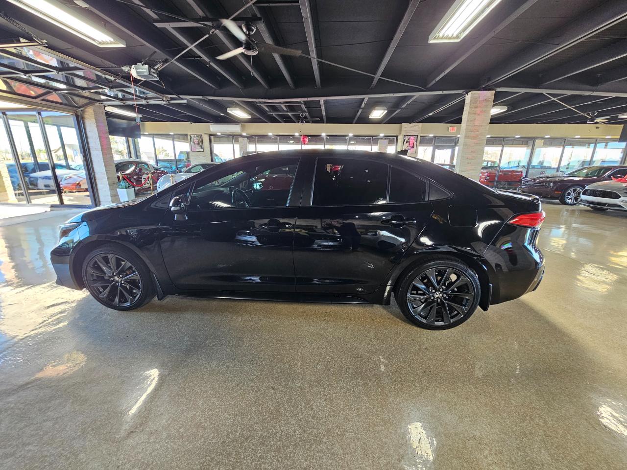 Toyota Corolla SE CVT (Natl) 2024