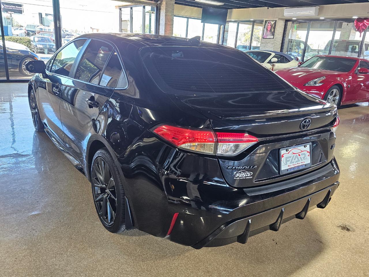 Toyota Corolla SE CVT (Natl) 2024