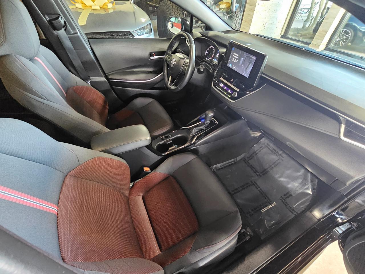 Toyota Corolla SE CVT (Natl) 2024