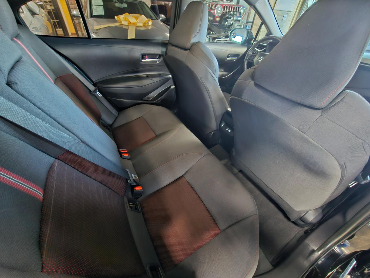 Toyota Corolla SE CVT (Natl) 2024