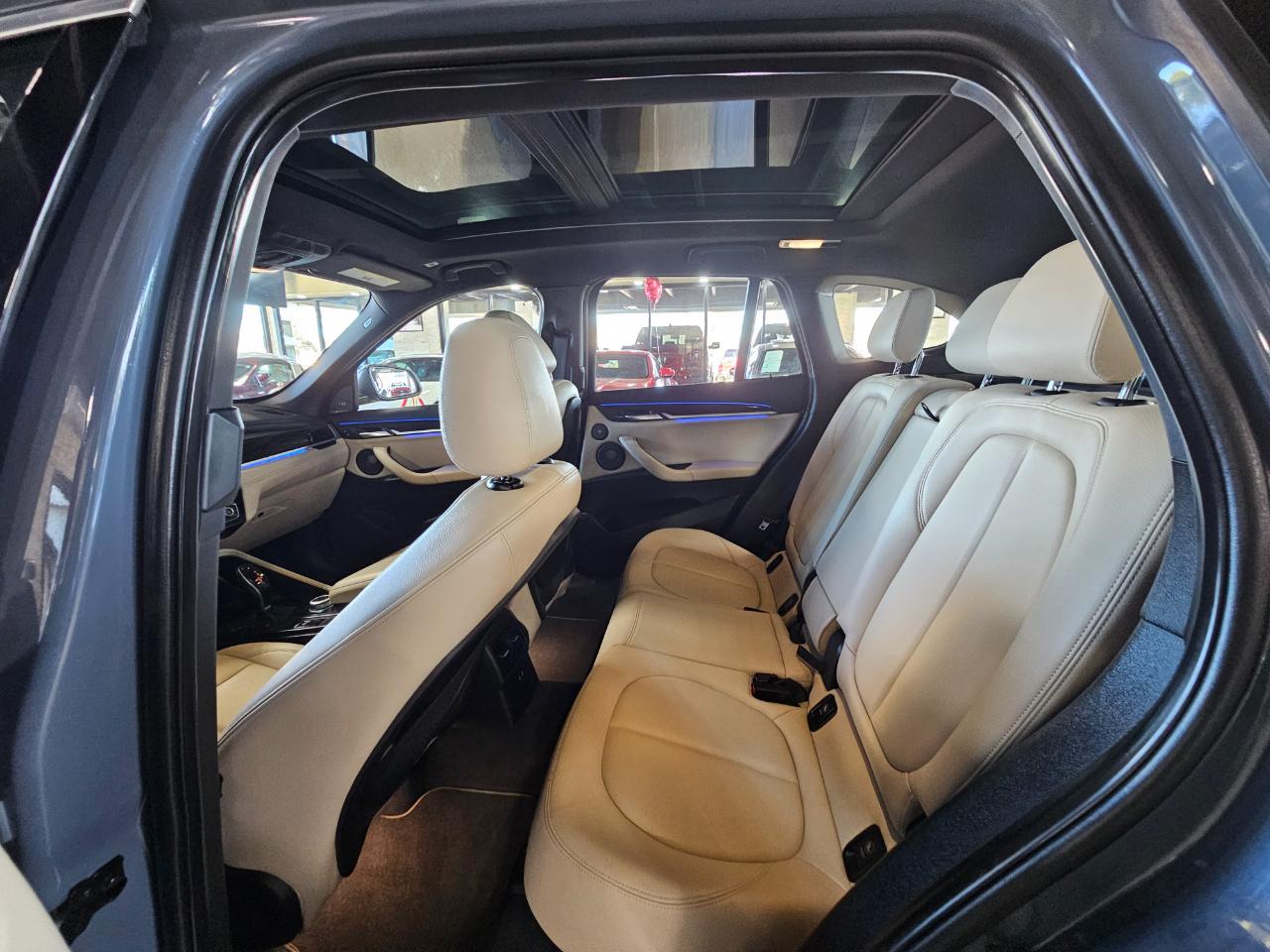 BMW X1 xDrive28i Sports Activity Vehicle 2021