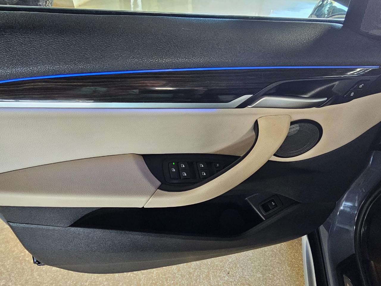 BMW X1 xDrive28i Sports Activity Vehicle 2021