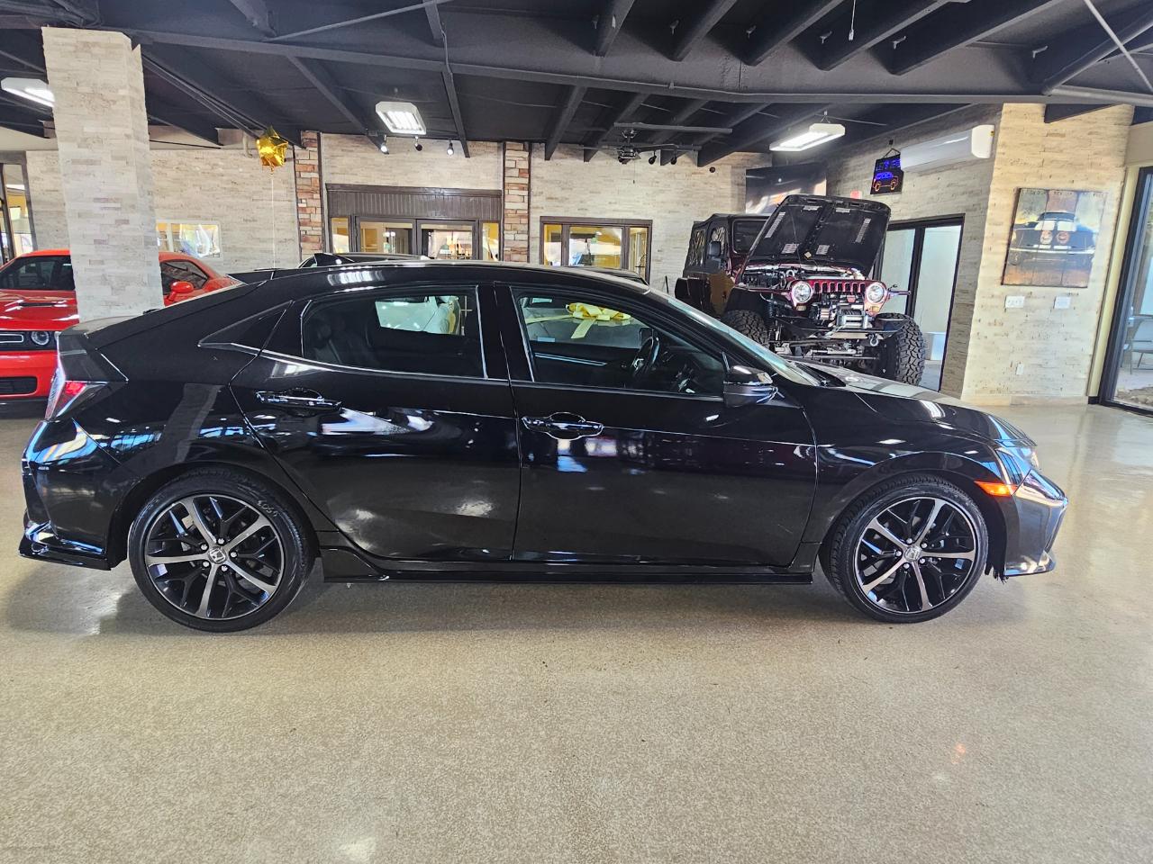 Honda Civic Hatchback Sport CVT 2021