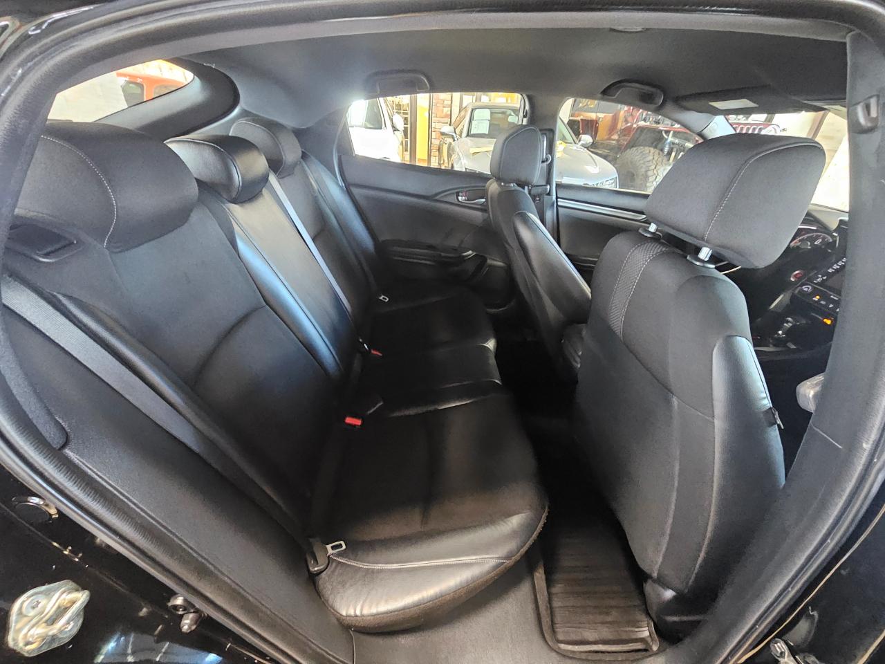 Honda Civic Hatchback Sport CVT 2021