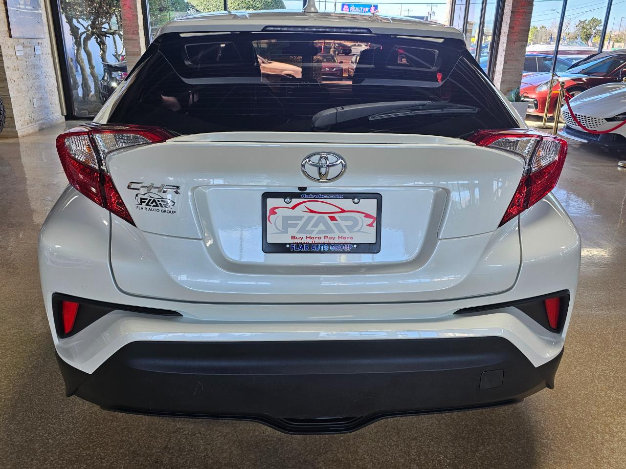 Toyota C-HR LE FWD (Natl) 2020