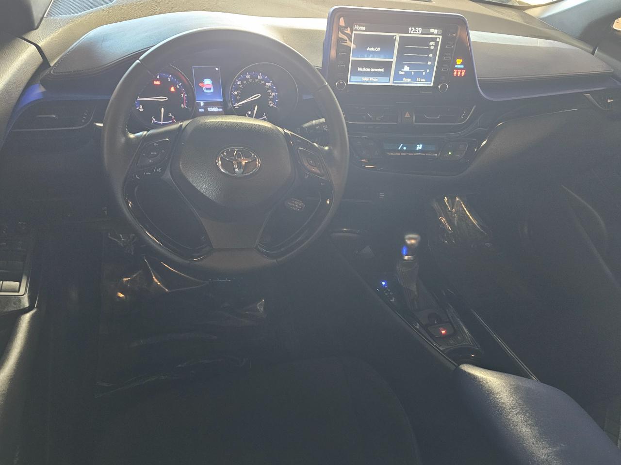 Toyota C-HR LE FWD (Natl) 2020