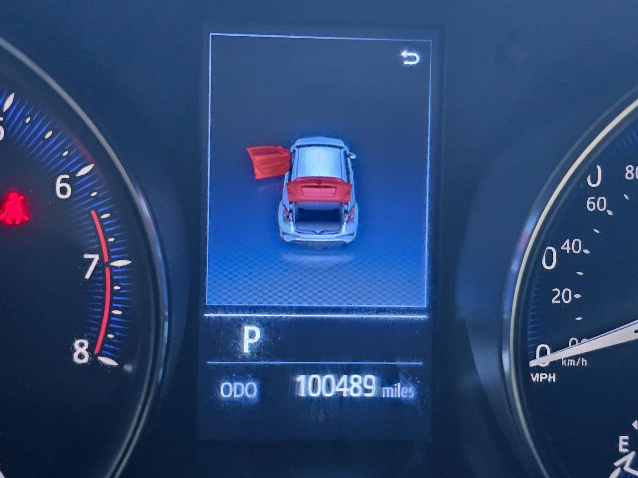 Toyota C-HR LE FWD (Natl) 2020