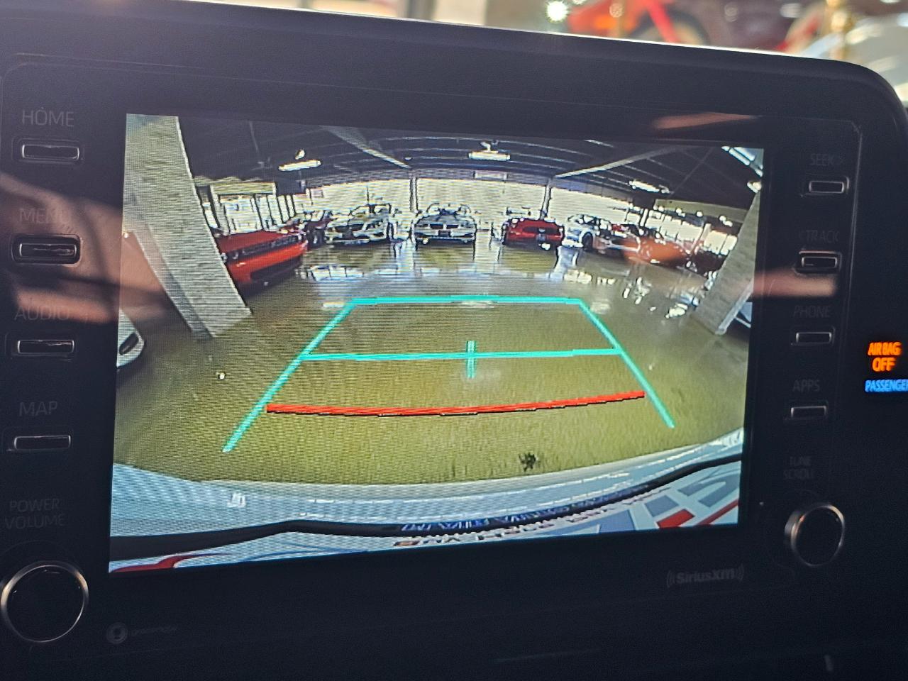 Toyota C-HR LE FWD (Natl) 2020