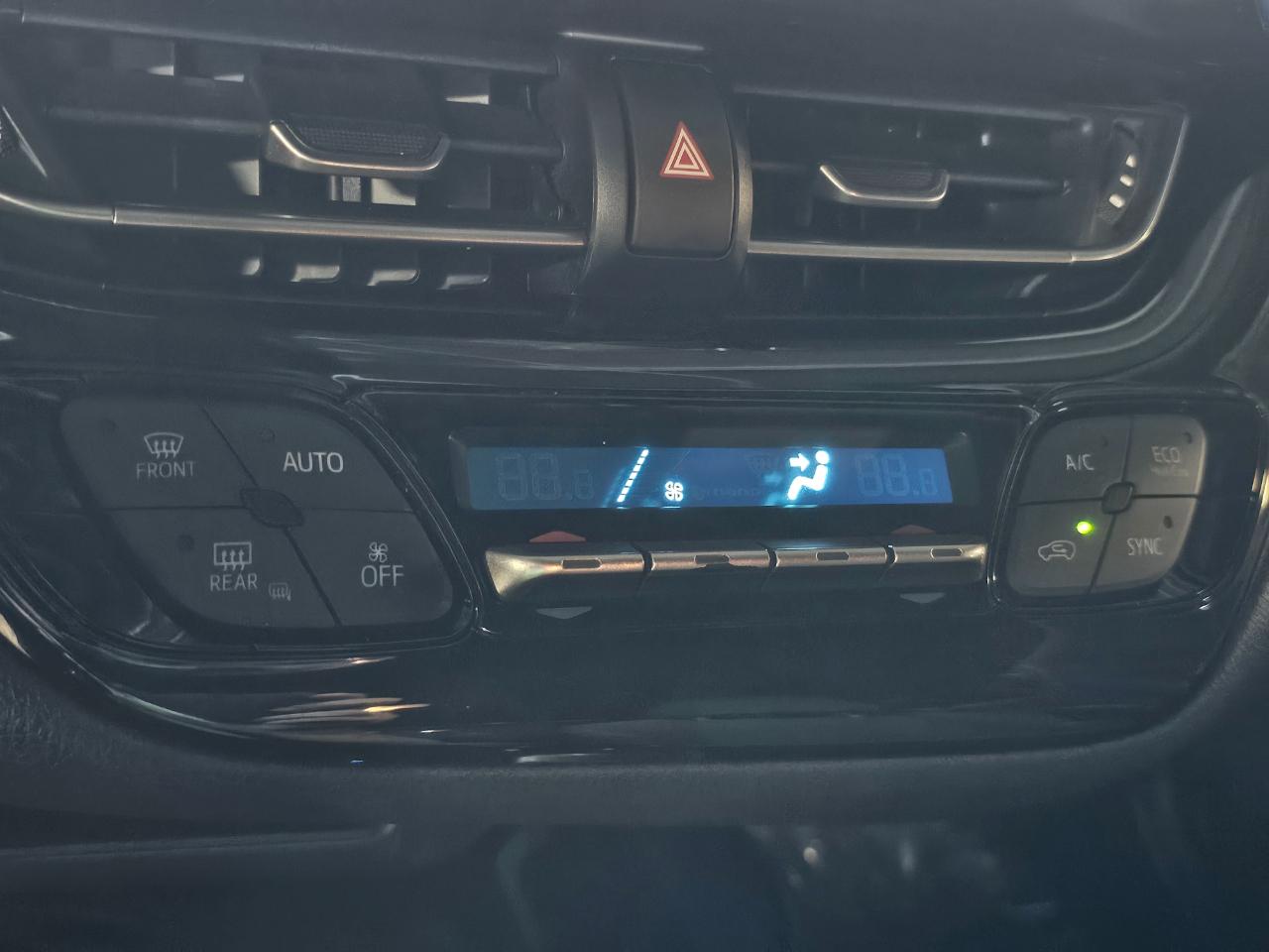 Toyota C-HR LE FWD (Natl) 2020