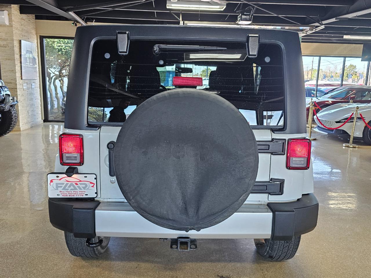 Jeep Wrangler Unlimited 4WD 4dr Sahara 2014