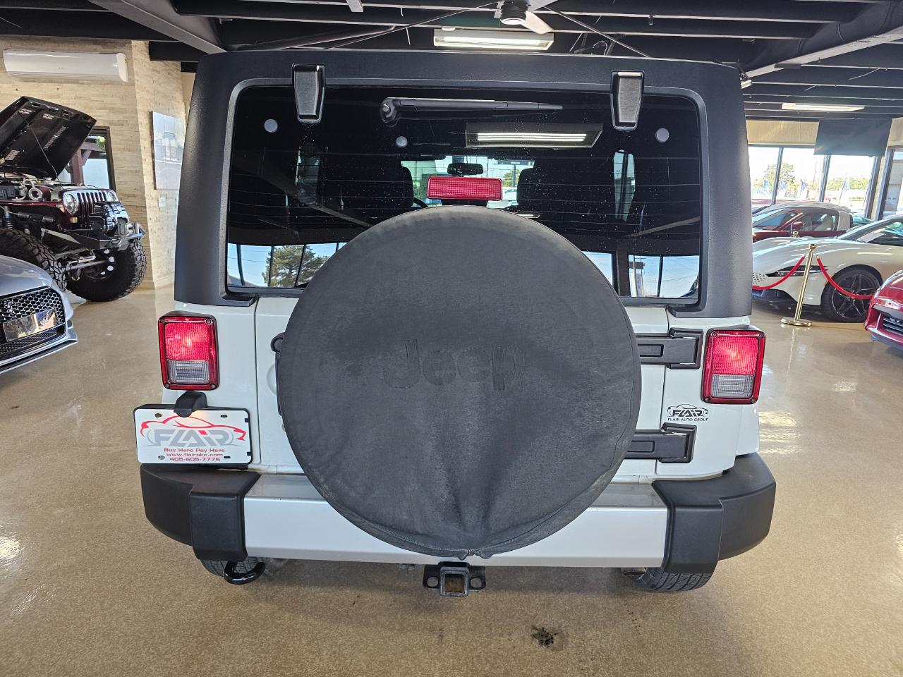 Jeep Wrangler Unlimited 4WD 4dr Sahara 2014