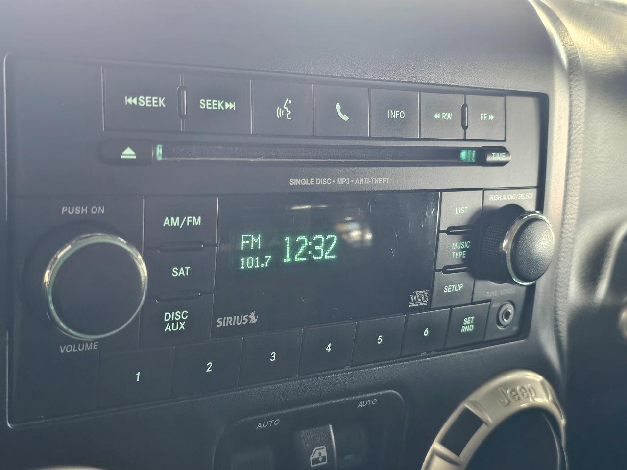 Jeep Wrangler Unlimited 4WD 4dr Sahara 2014