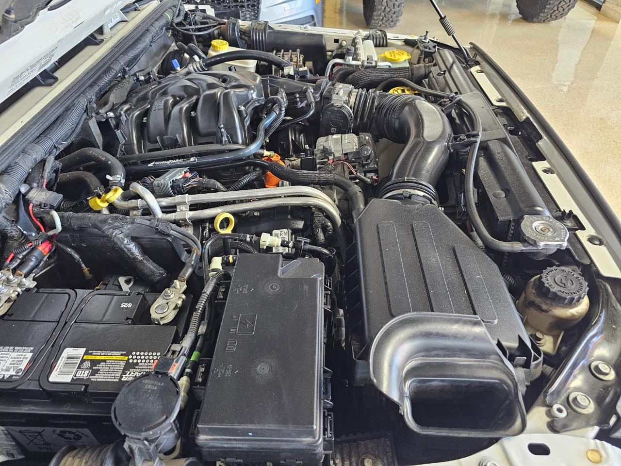 Jeep Wrangler Unlimited 4WD 4dr Sahara 2014