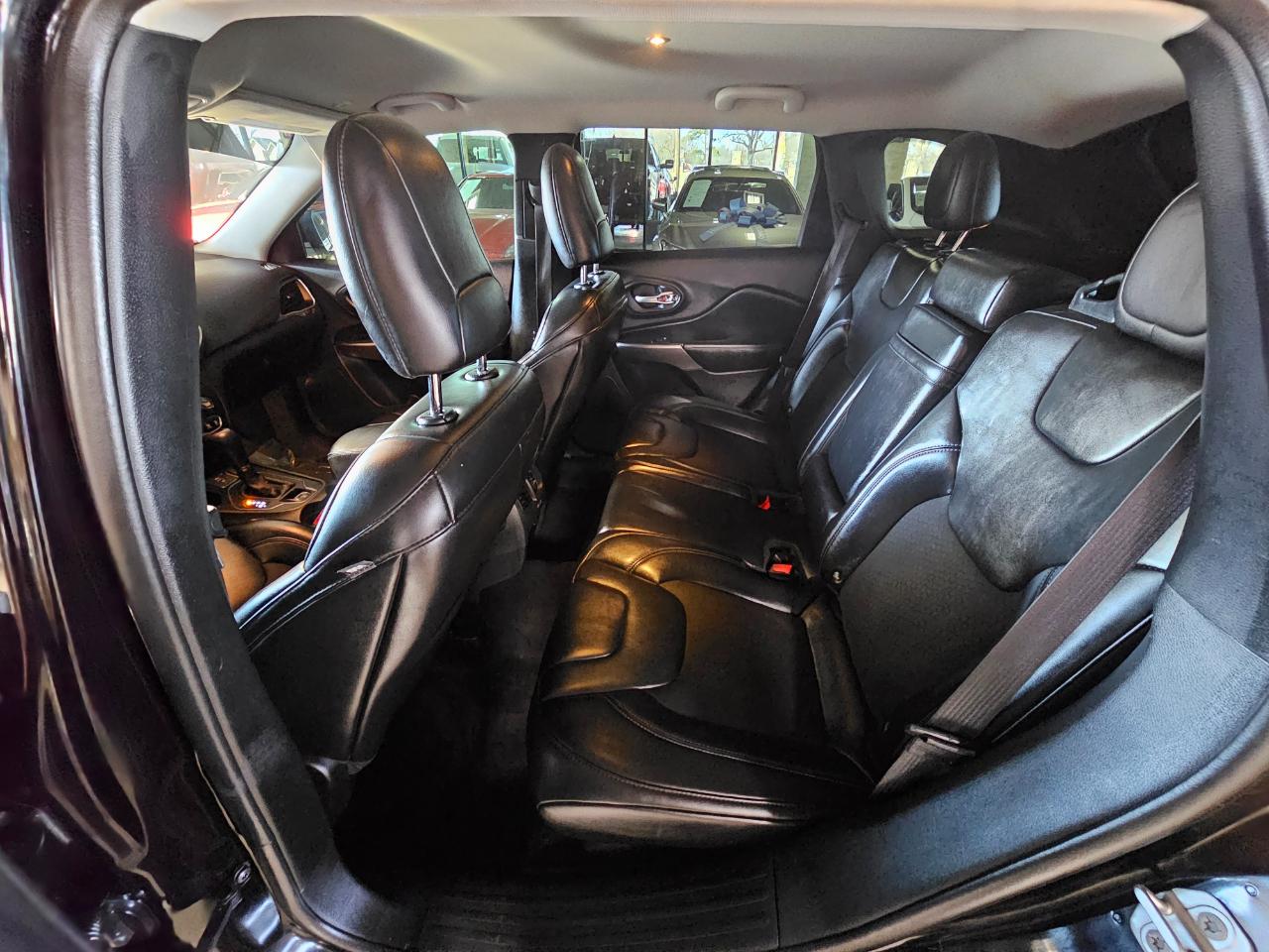 Jeep Cherokee Latitude Plus FWD 2019