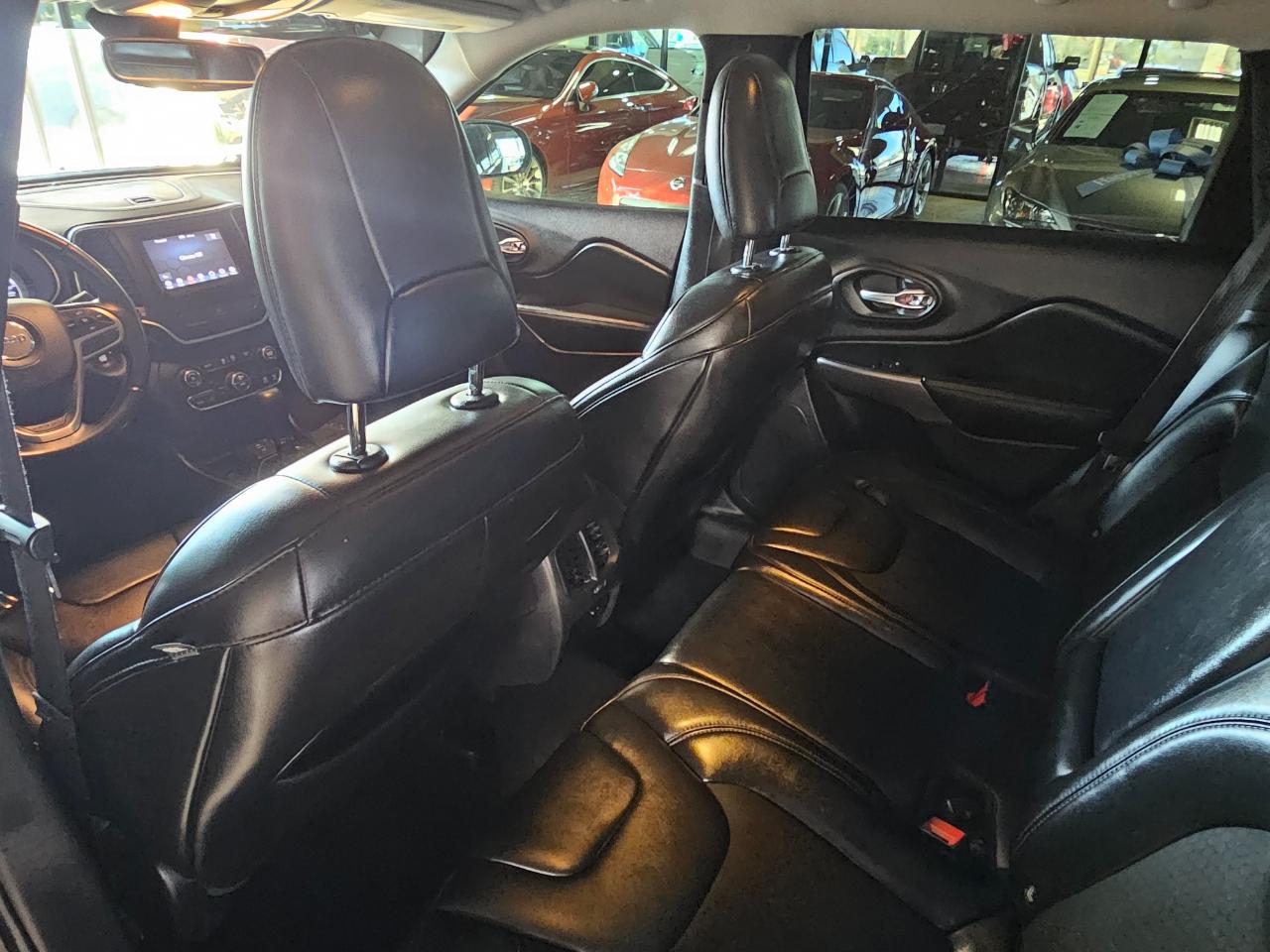 Jeep Cherokee Latitude Plus FWD 2019