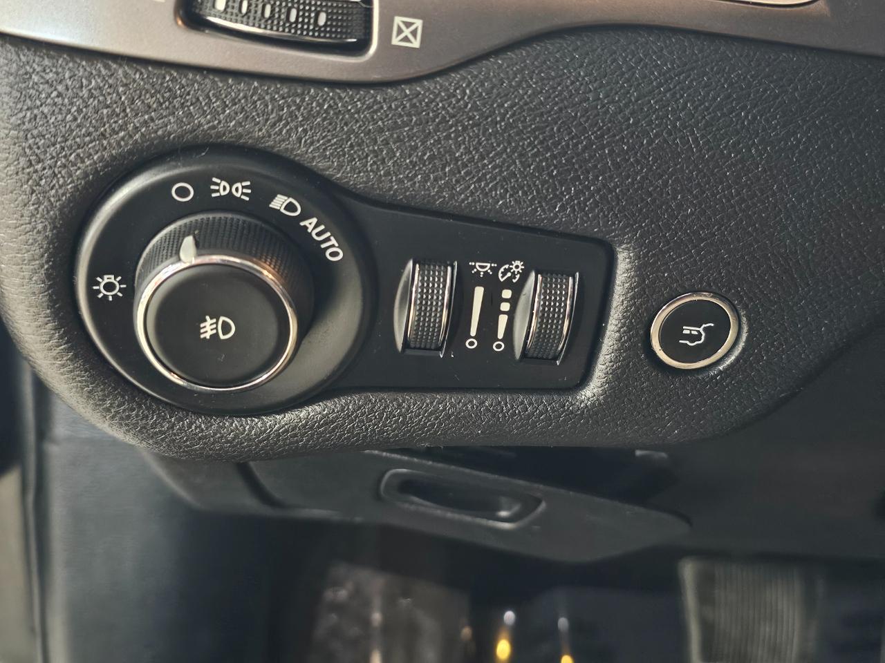 Jeep Cherokee Latitude Plus FWD 2019