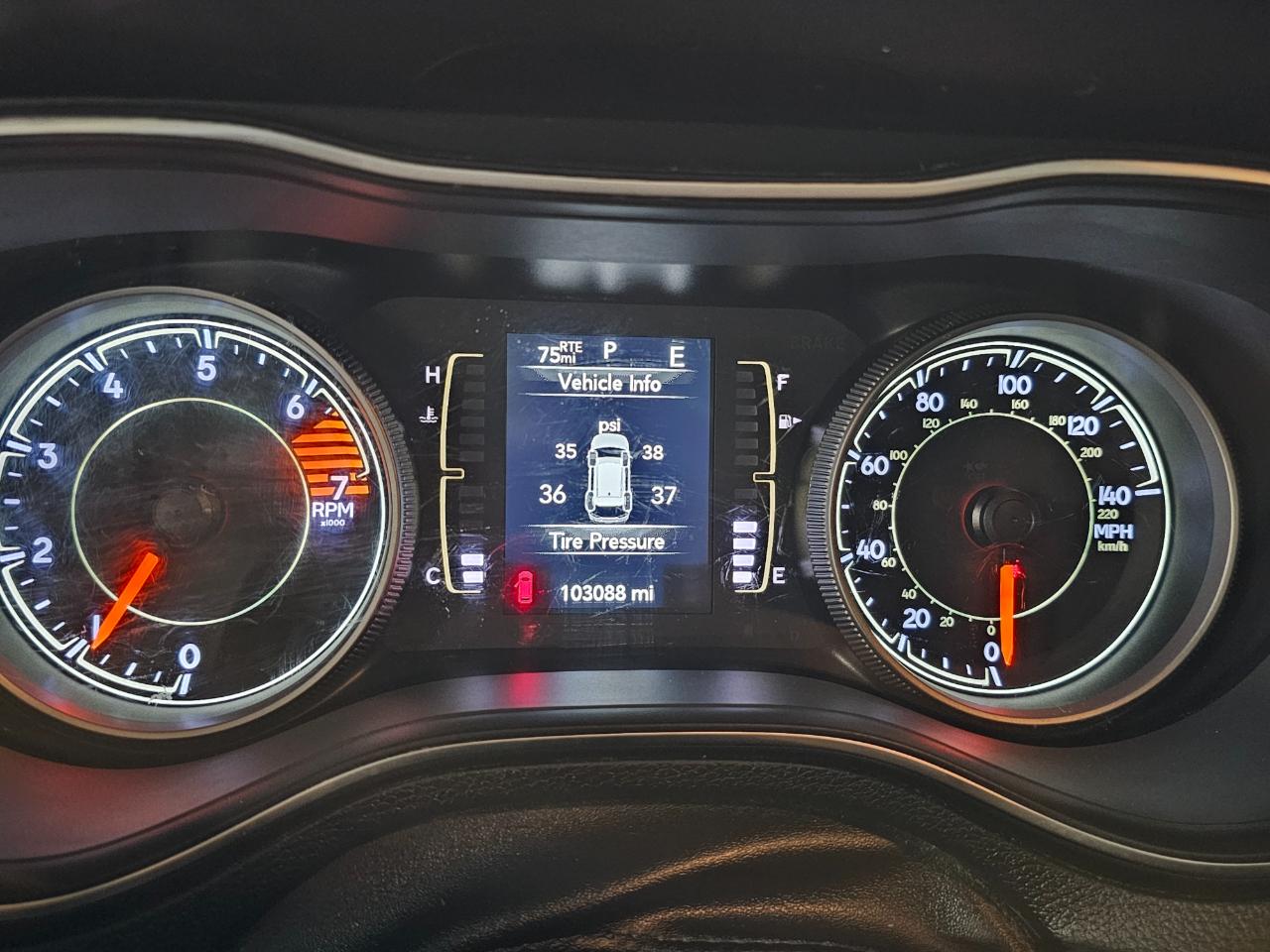 Jeep Cherokee Latitude Plus FWD 2019