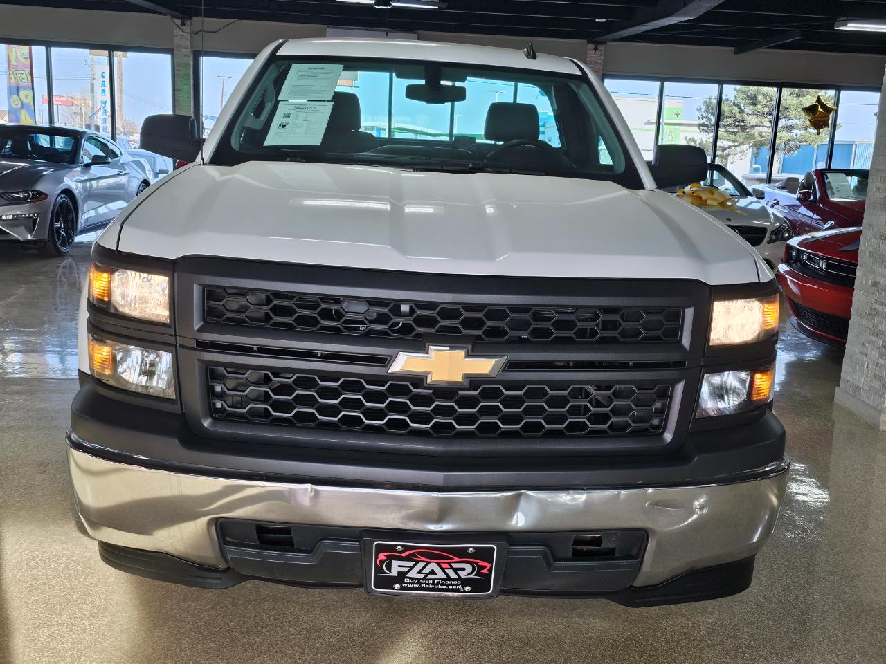 Chevrolet Silverado 1500 2WD Reg Cab 119.0" Work Truck w/1WT 2014