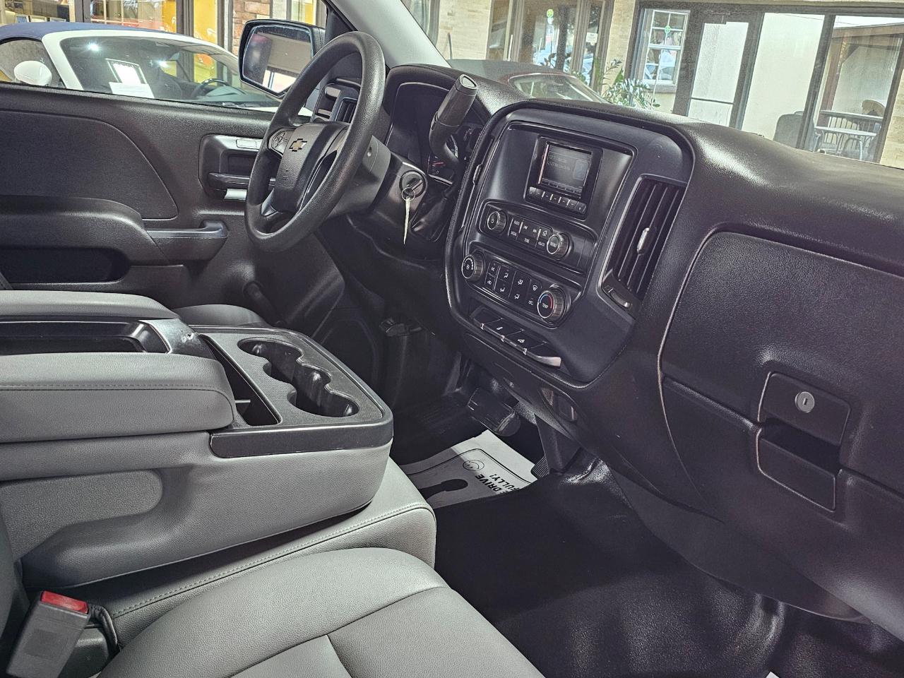 Chevrolet Silverado 1500 2WD Reg Cab 119.0" Work Truck w/1WT 2014