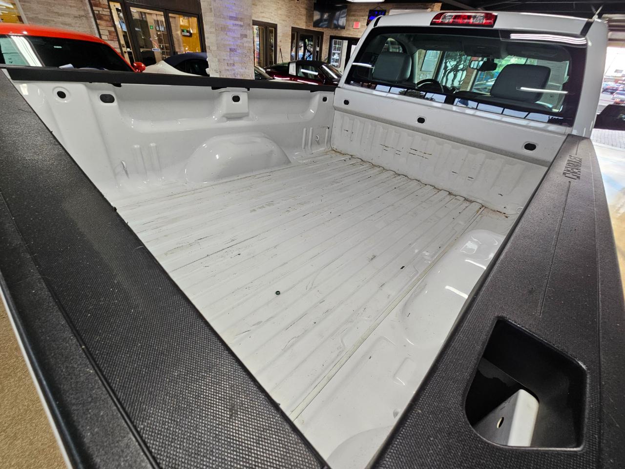 Chevrolet Silverado 1500 2WD Reg Cab 119.0" Work Truck w/1WT 2014