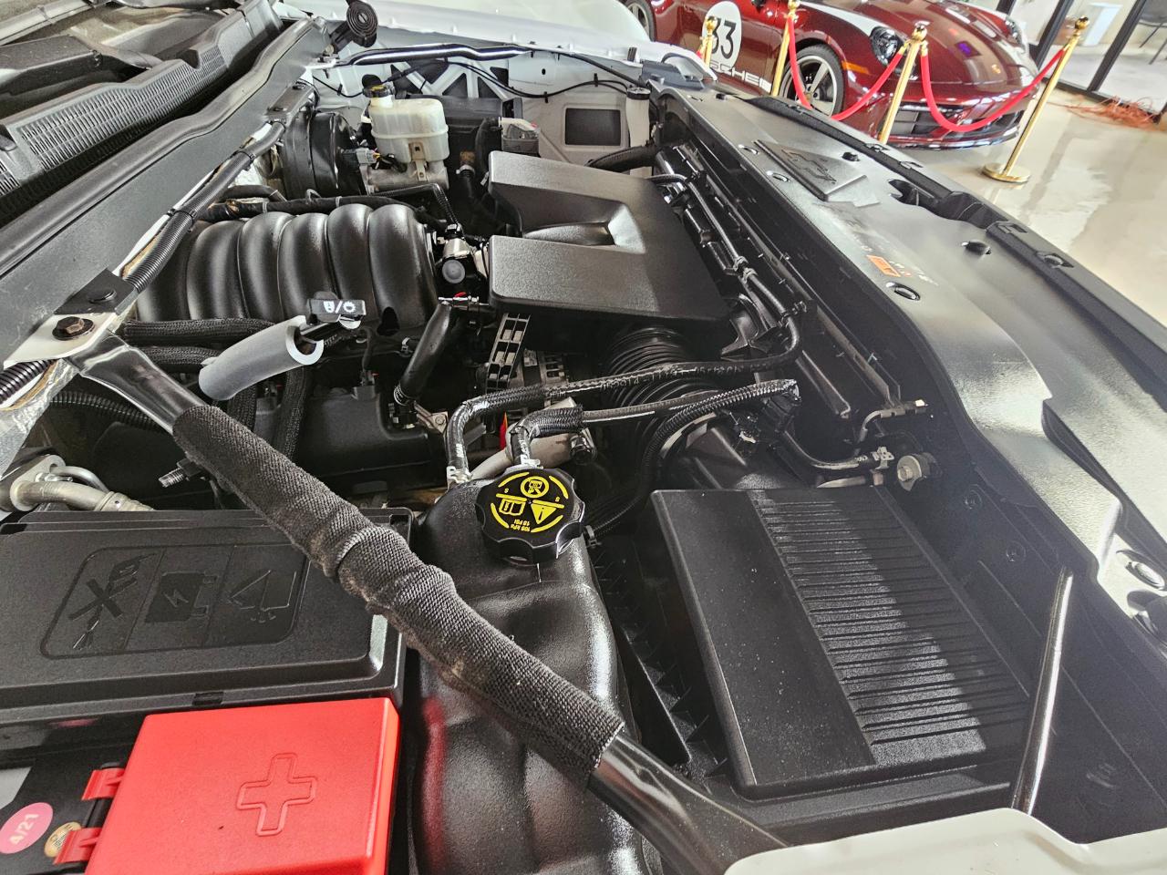 Chevrolet Silverado 1500 2WD Reg Cab 119.0" Work Truck w/1WT 2014