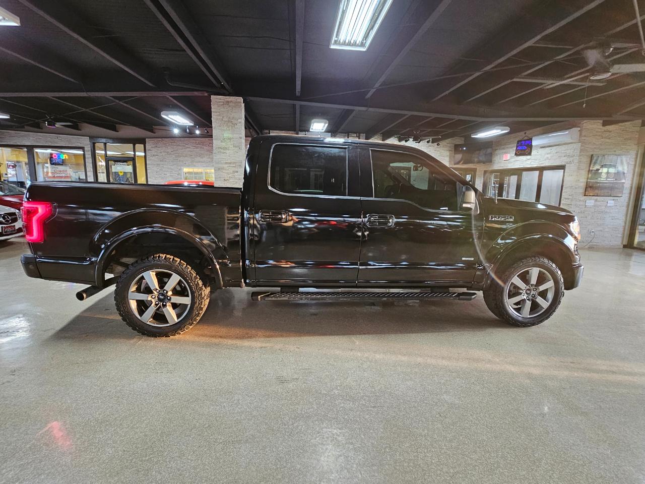 Ford F-150 4WD SuperCrew 145" XLT 2016