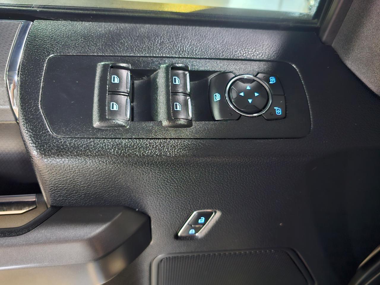 Ford F-150 4WD SuperCrew 145" XLT 2016