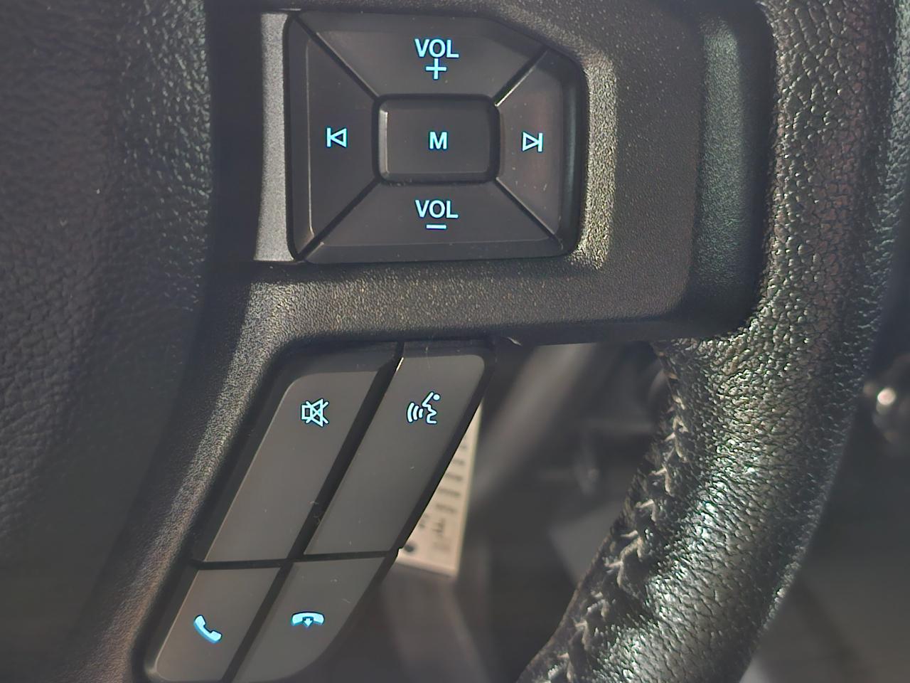 Ford F-150 4WD SuperCrew 145" XLT 2016