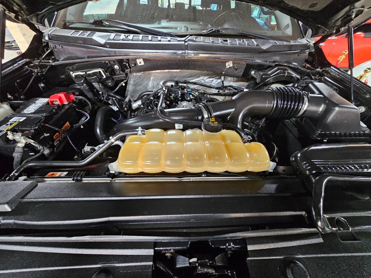 Ford F-150 4WD SuperCrew 145" XLT 2016