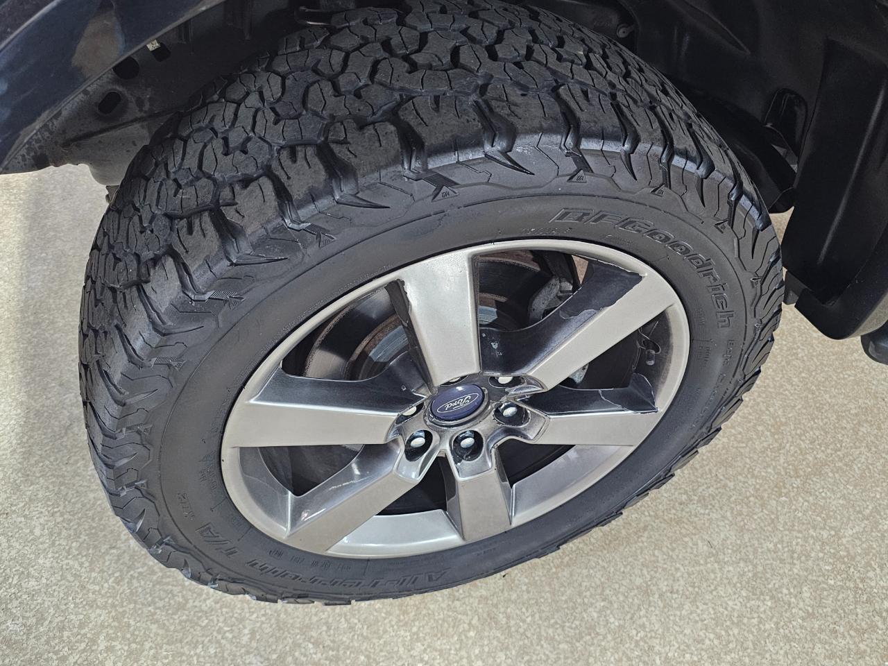 Ford F-150 4WD SuperCrew 145" XLT 2016