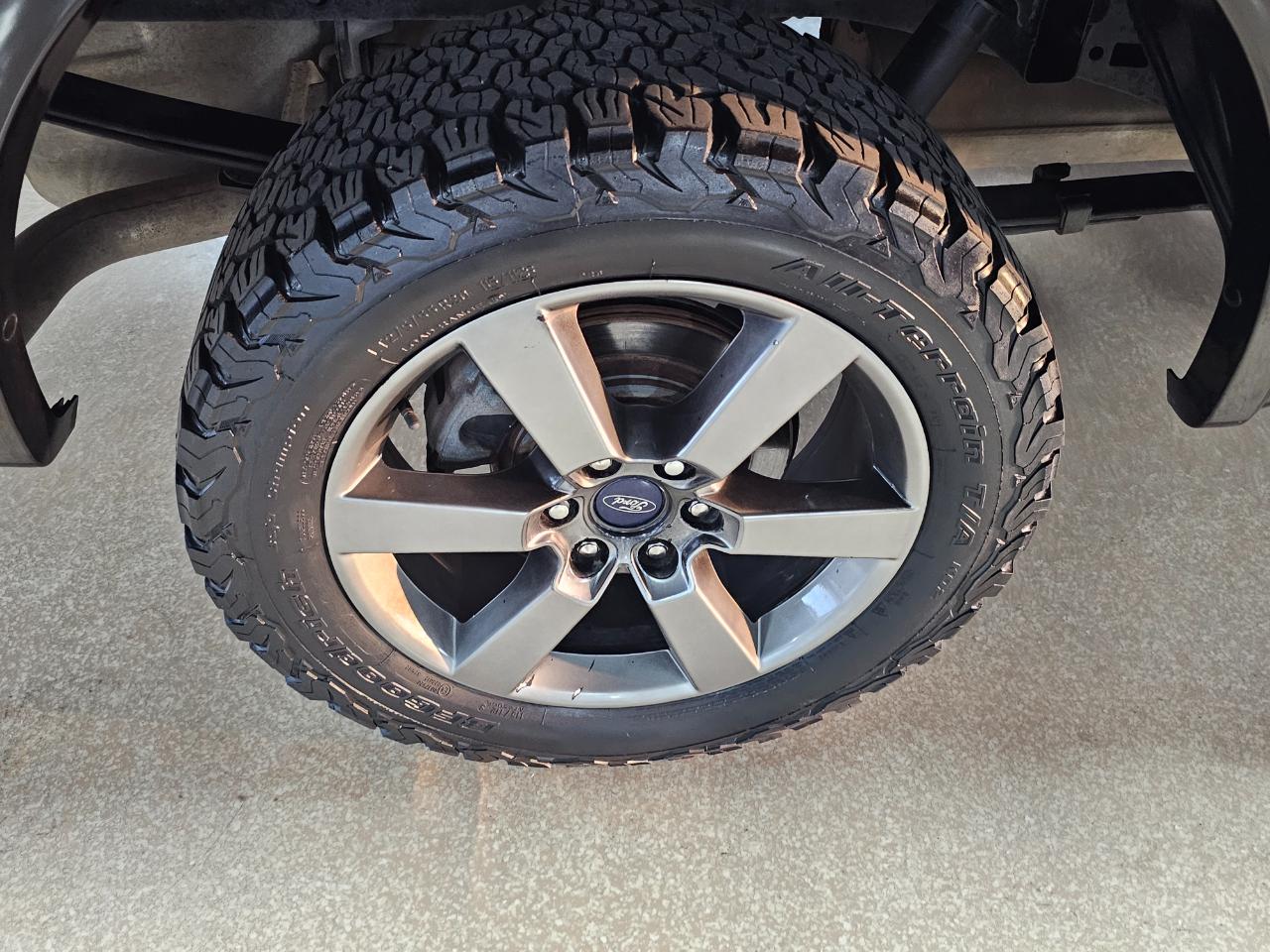 Ford F-150 4WD SuperCrew 145" XLT 2016