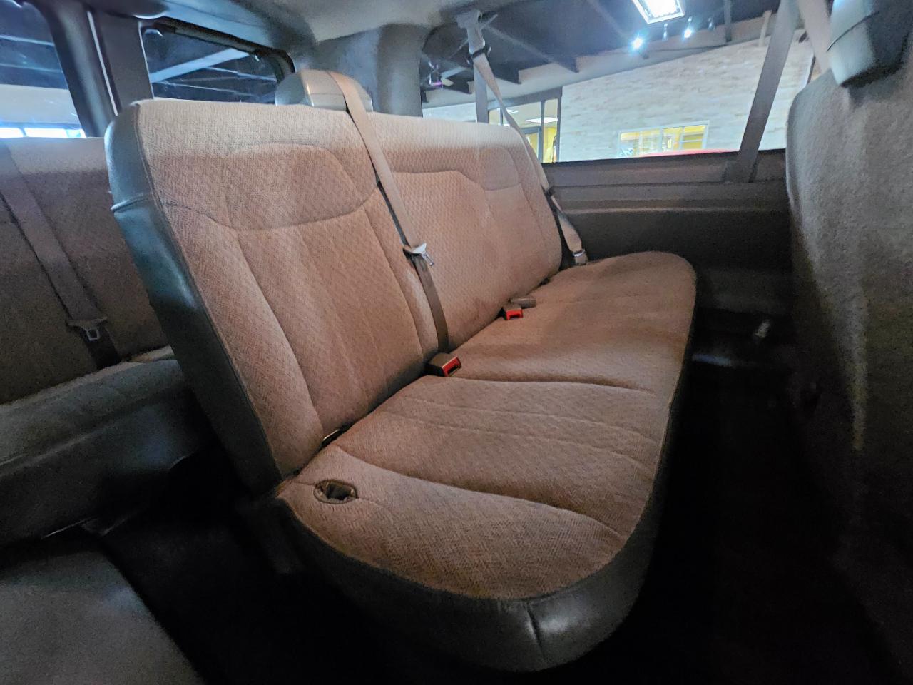 Chevrolet Express Passenger RWD 3500 155" LT w/1LT 2016