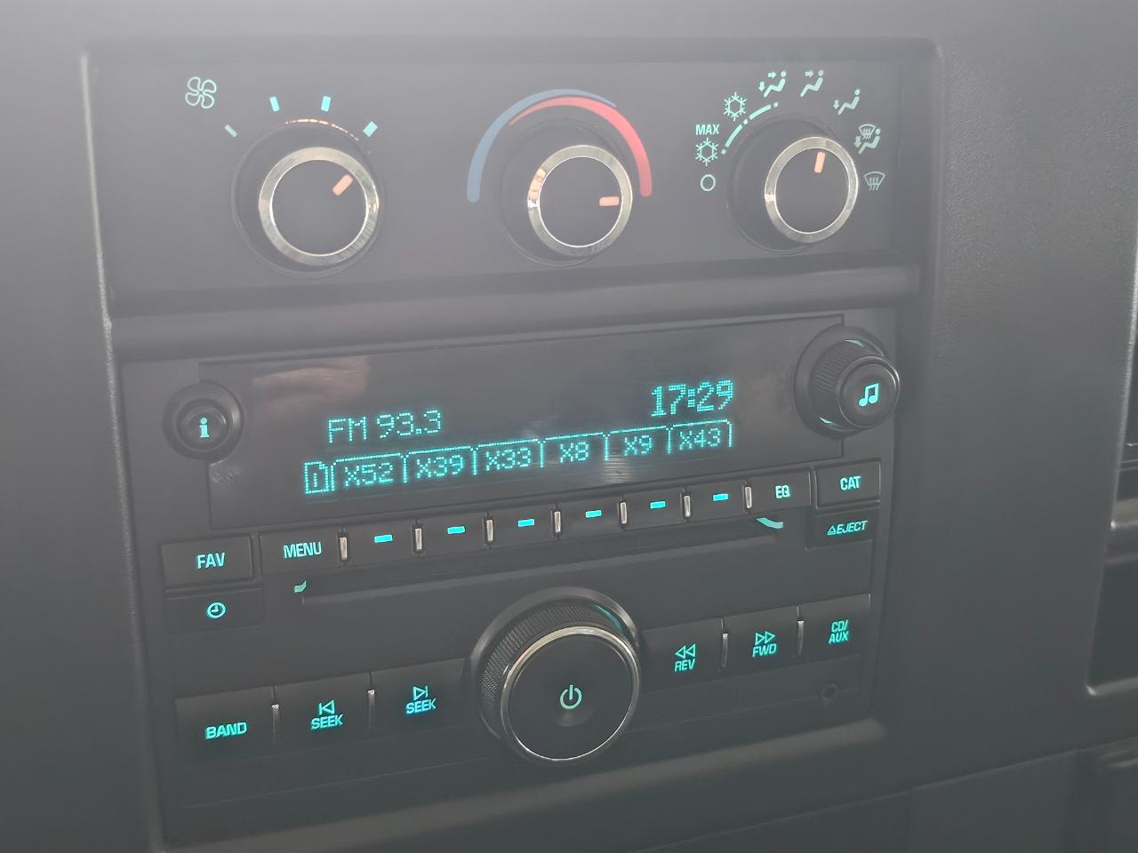 Chevrolet Express Passenger RWD 3500 155" LT w/1LT 2016