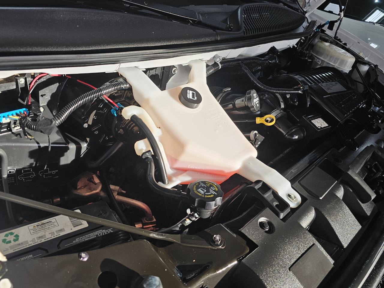 Chevrolet Express Passenger RWD 3500 155" LT w/1LT 2016