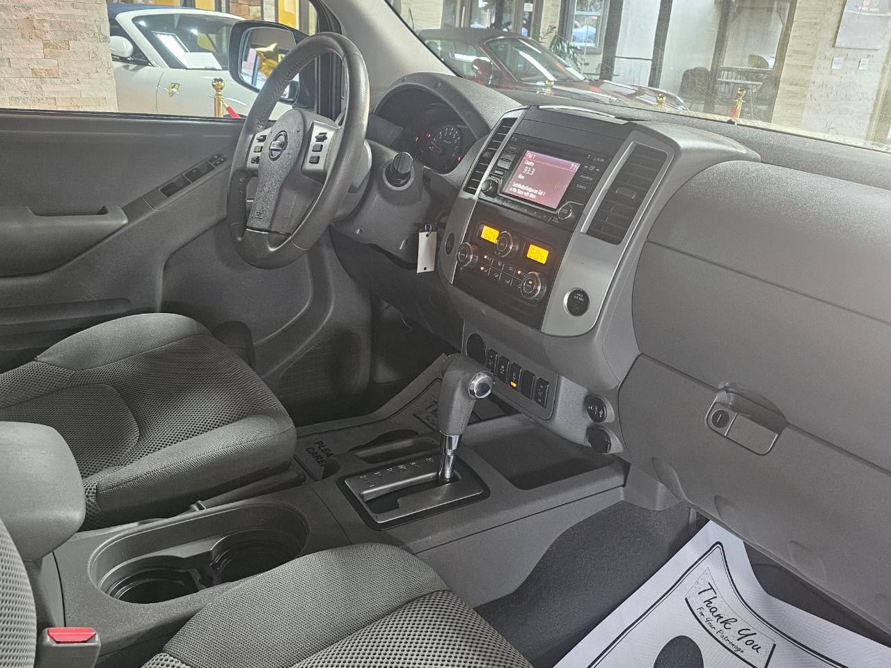 Nissan Frontier Crew Cab 4x2 SV V6 Auto 2018