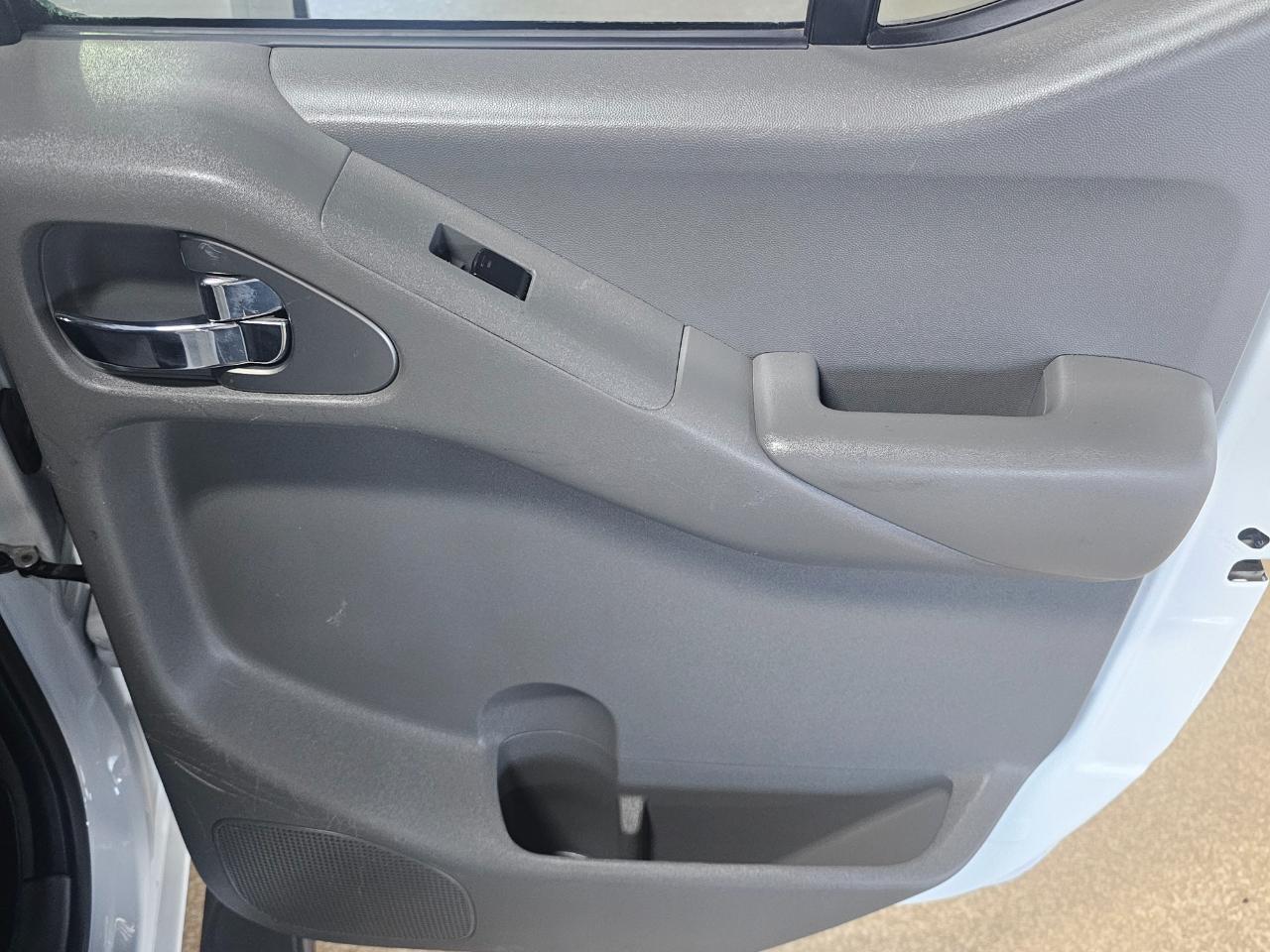 Nissan Frontier Crew Cab 4x2 SV V6 Auto 2018