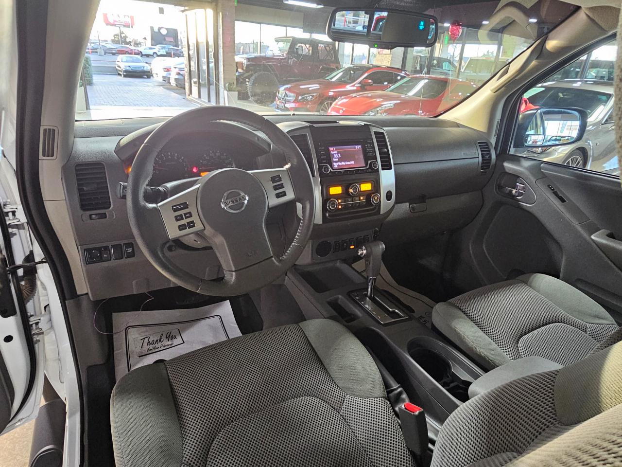 Nissan Frontier Crew Cab 4x2 SV V6 Auto 2018