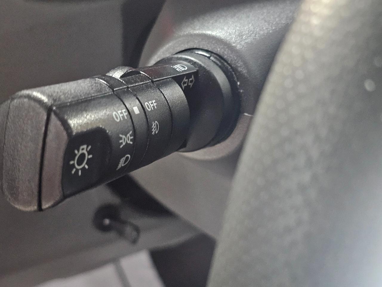 Nissan Frontier Crew Cab 4x2 SV V6 Auto 2018