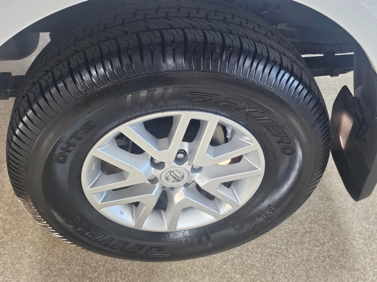 Nissan Frontier Crew Cab 4x2 SV V6 Auto 2018