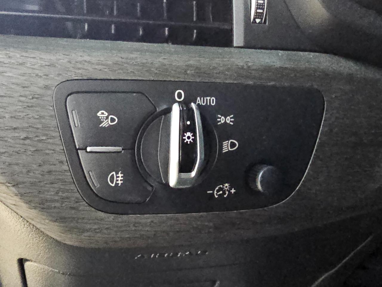 Audi A4 2.0 TFSI Auto Premium FWD 2017