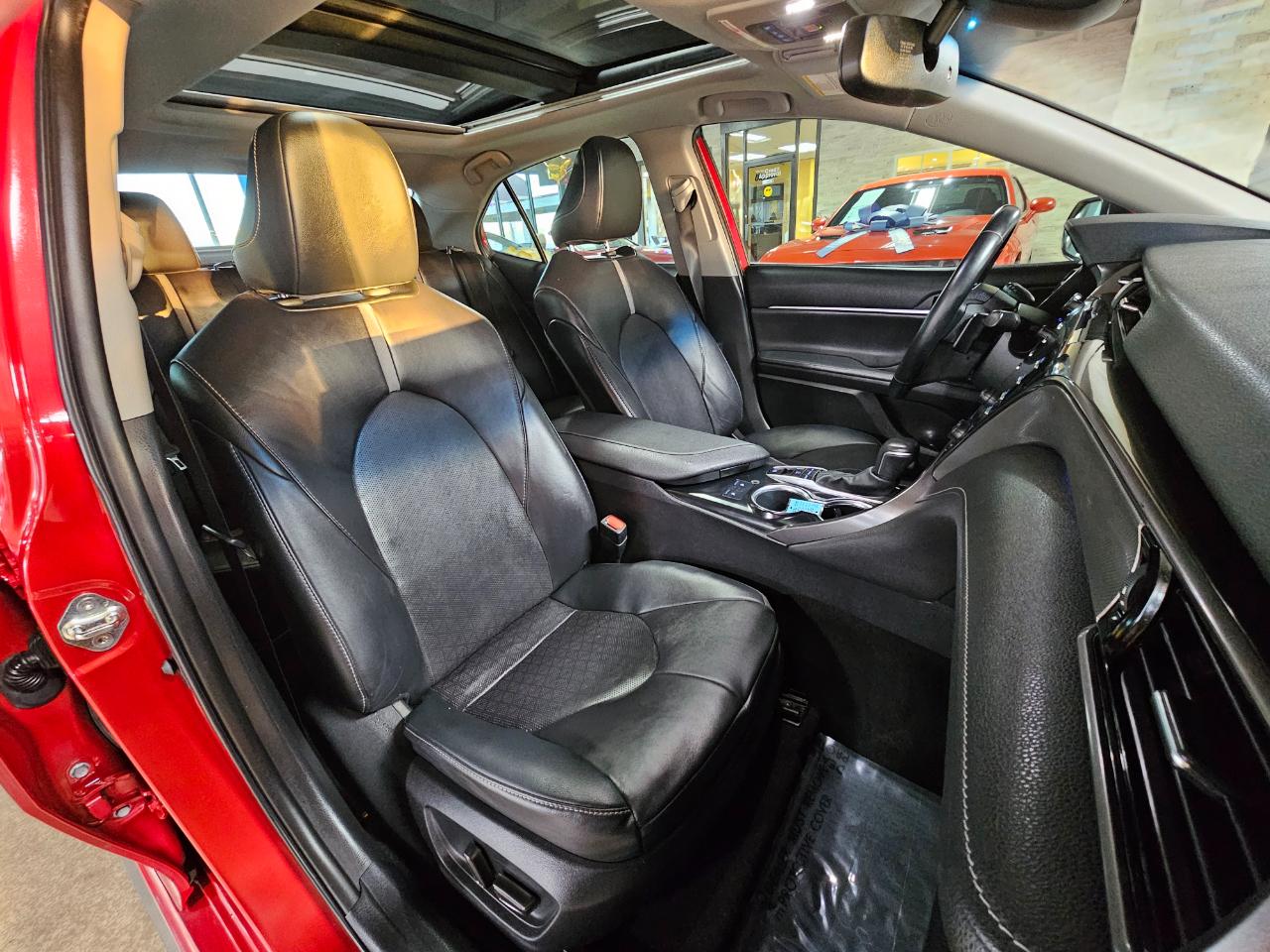 Toyota Camry XSE Auto (Natl) 2020