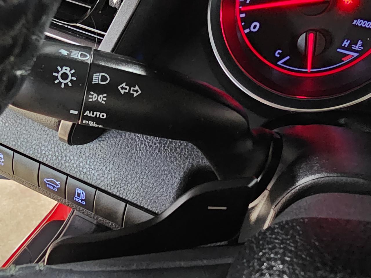 Toyota Camry XSE Auto (Natl) 2020