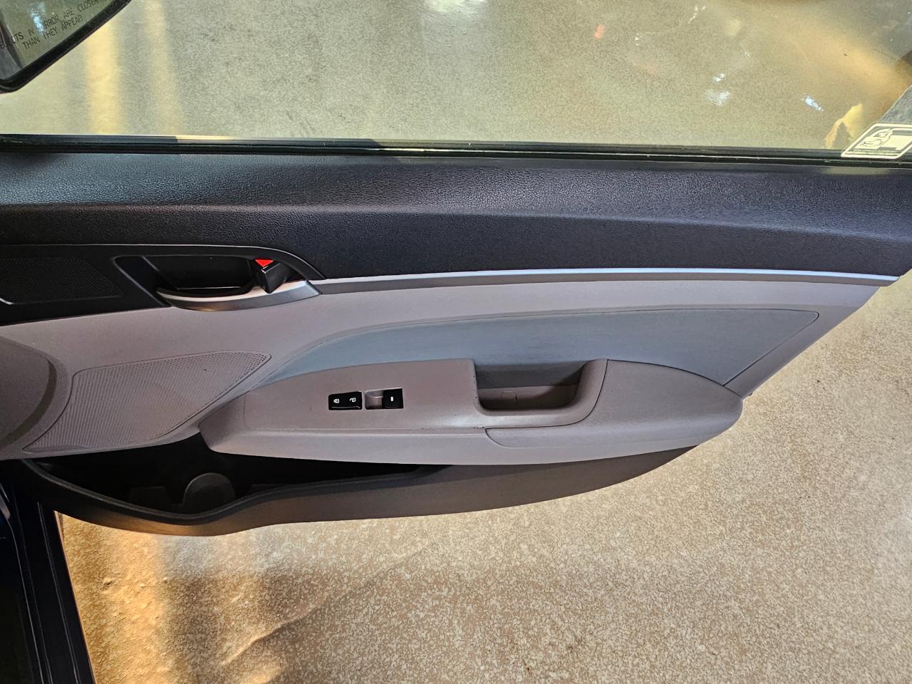 Hyundai Elantra SEL 2.0L Auto SULEV (Alabama) 2018