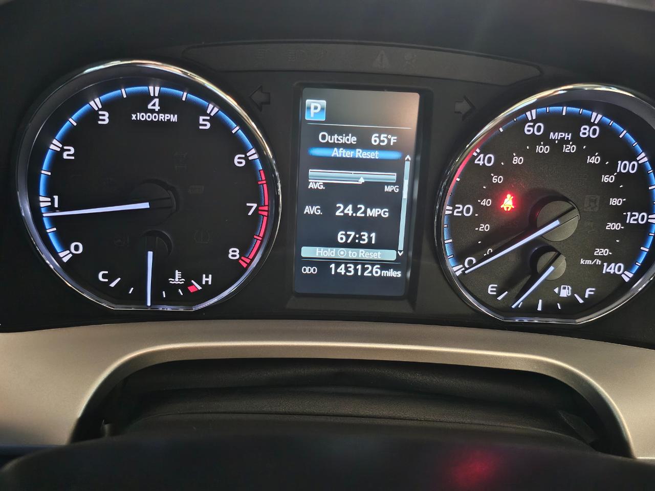 Toyota RAV4 FWD 4dr XLE (Natl) 2016